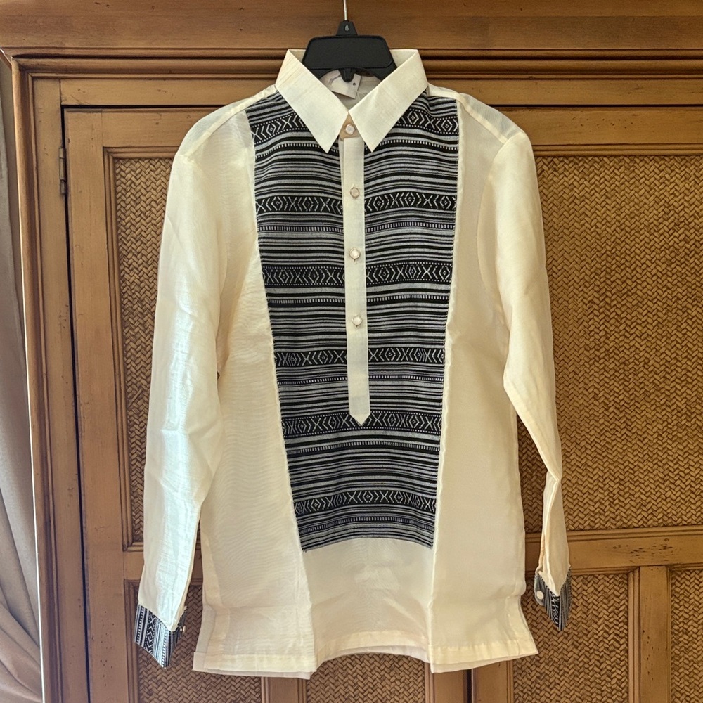 Elegant Men's Barong with Black Igorot Trim